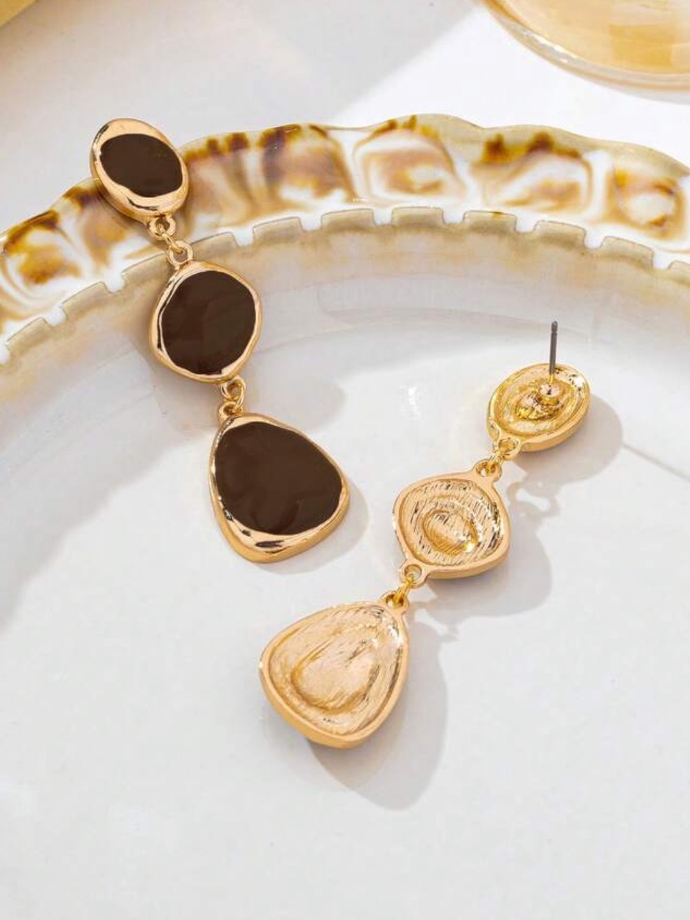 Elegant Gold Drop Earrings with Brown Stones - Picture 3 of 3